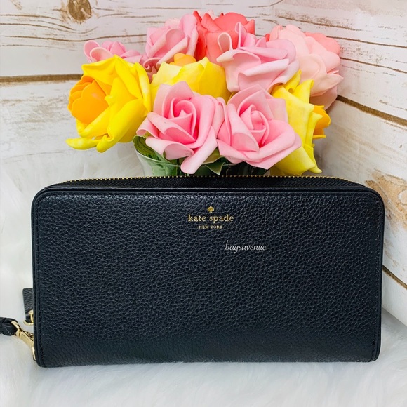 kate spade Handbags - Brigitta mulberry street Kate spade black wristlet